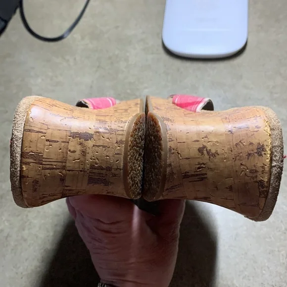 Mudd Red plaid wedge shoes - Picture 6 of 7